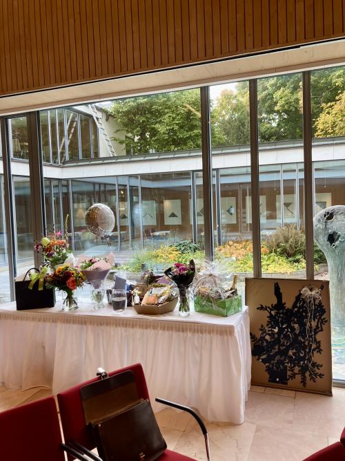 Geschenke zum Jubiläum - der Gabentisch war reich gedeckt.