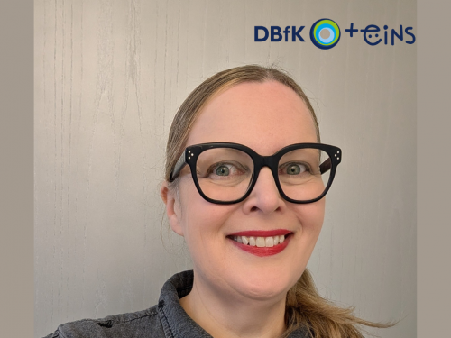 Stefanie Renner ist gelernte Krankenschwester, war im Krankenhaus und in der Psychiatrie tätig und hat Pflegemanagement und Sozialwissenschaften studiert. Seit 2010 arbeitet sie für den DBfK Südost, leitet das Referat Bildung und ist seit 2017 stellvertretende Geschäftsführerin. Außerdem koordiniert sie die AG Katastrophen- und Krisenmanagement, die AG Case Care sowie den berufspolitischen Arbeitskreis Nürnberg.